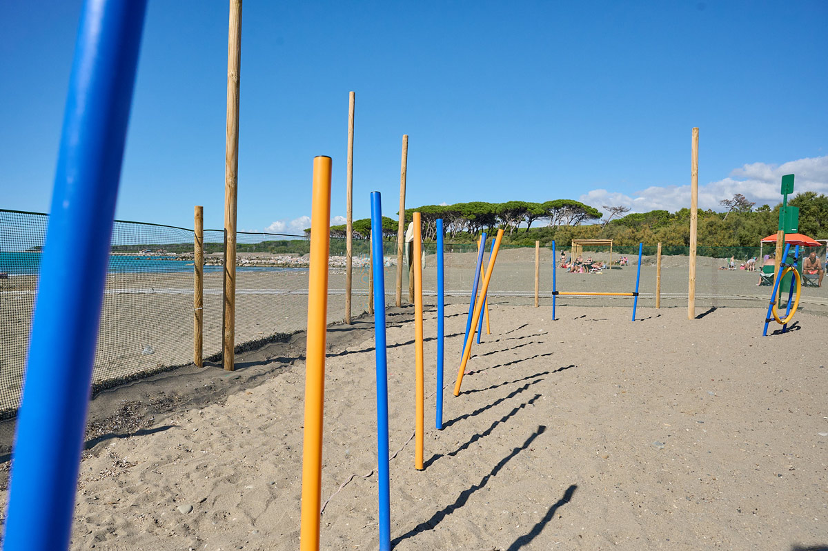 bau beach toscana cecina