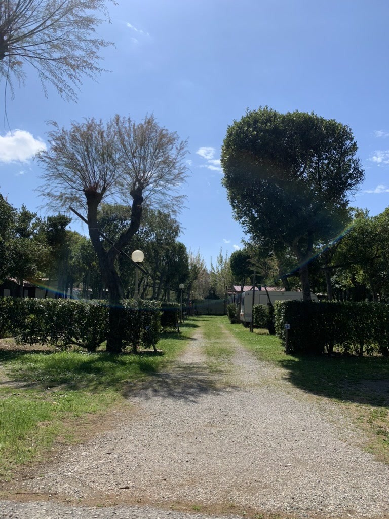 piazzola canadese campeggio